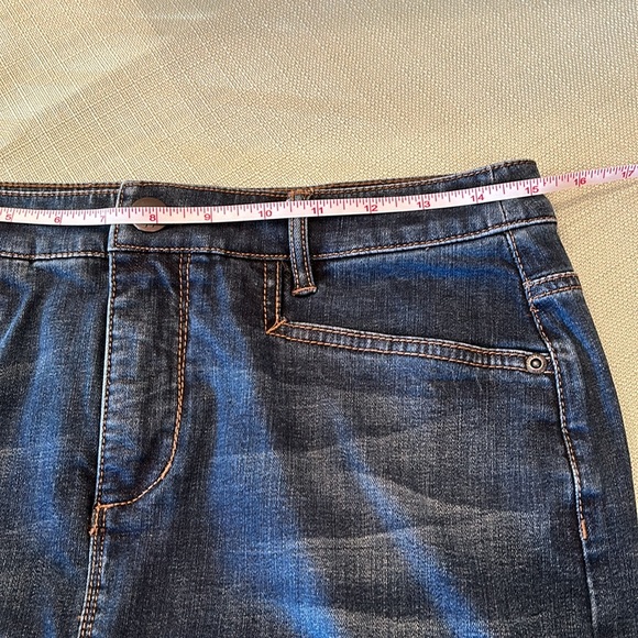 J.Jill Denim Skirt 4 - Picture 8 of 11